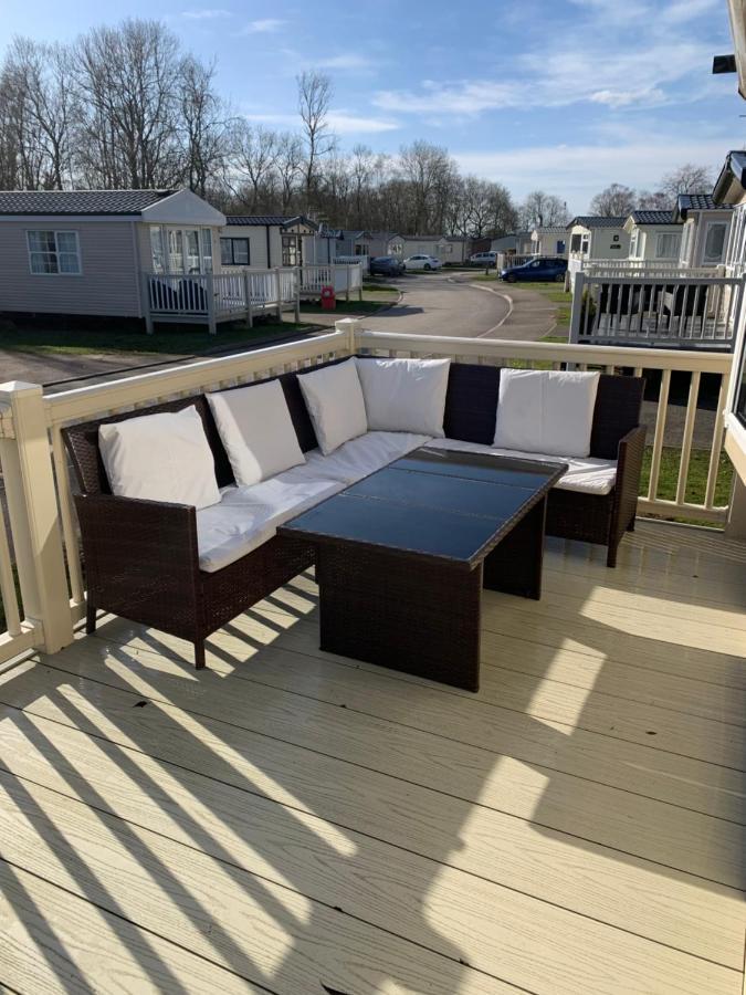 Beautiful 3 Bedroom Caravan With Hot Tub - Tattershall Lakes Esterno foto