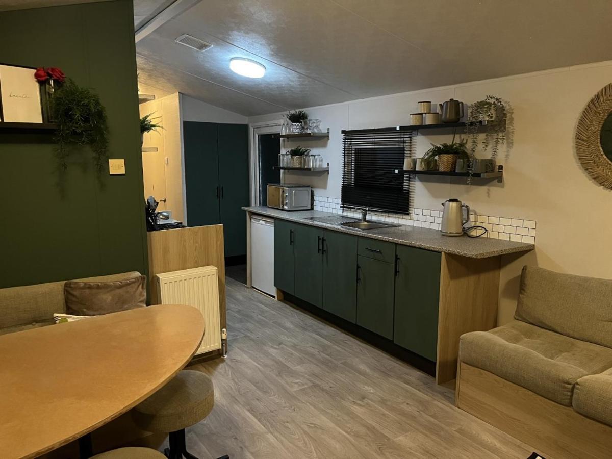 Beautiful 3 Bedroom Caravan With Hot Tub - Tattershall Lakes Esterno foto