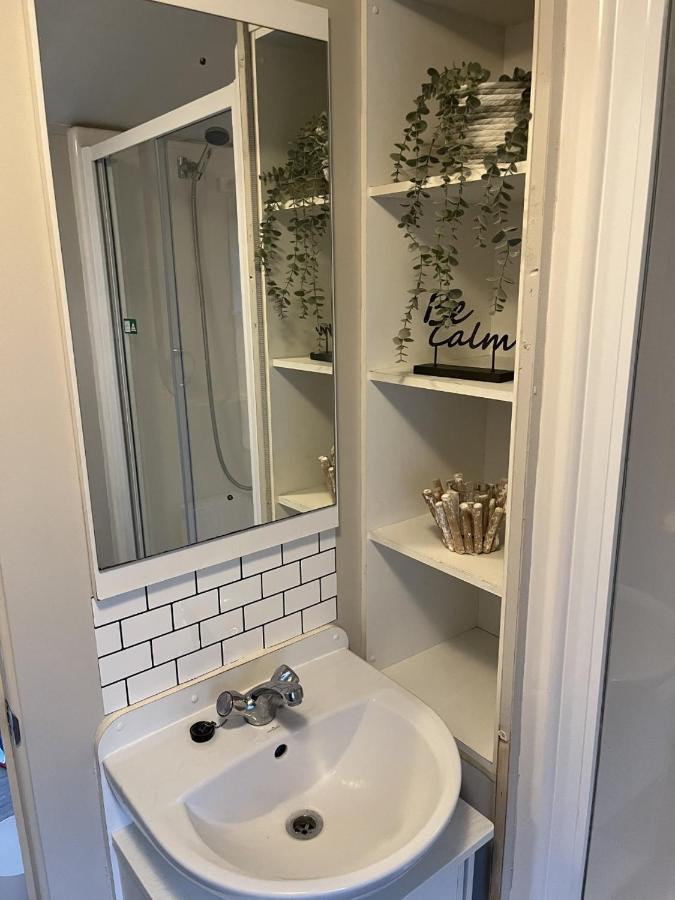 Beautiful 3 Bedroom Caravan With Hot Tub - Tattershall Lakes Esterno foto